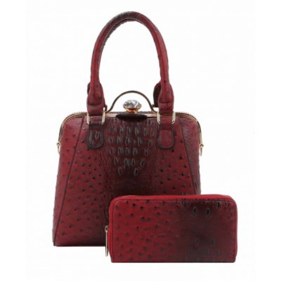 Purses - Picture 7 of 7